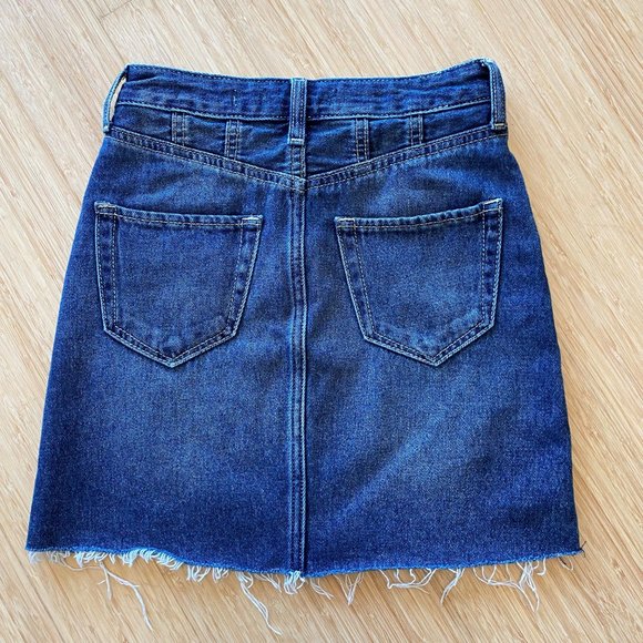 Girl's Hollister Ultra High-Rise Denim Skirt, Size 00 - Picture 2 of 8